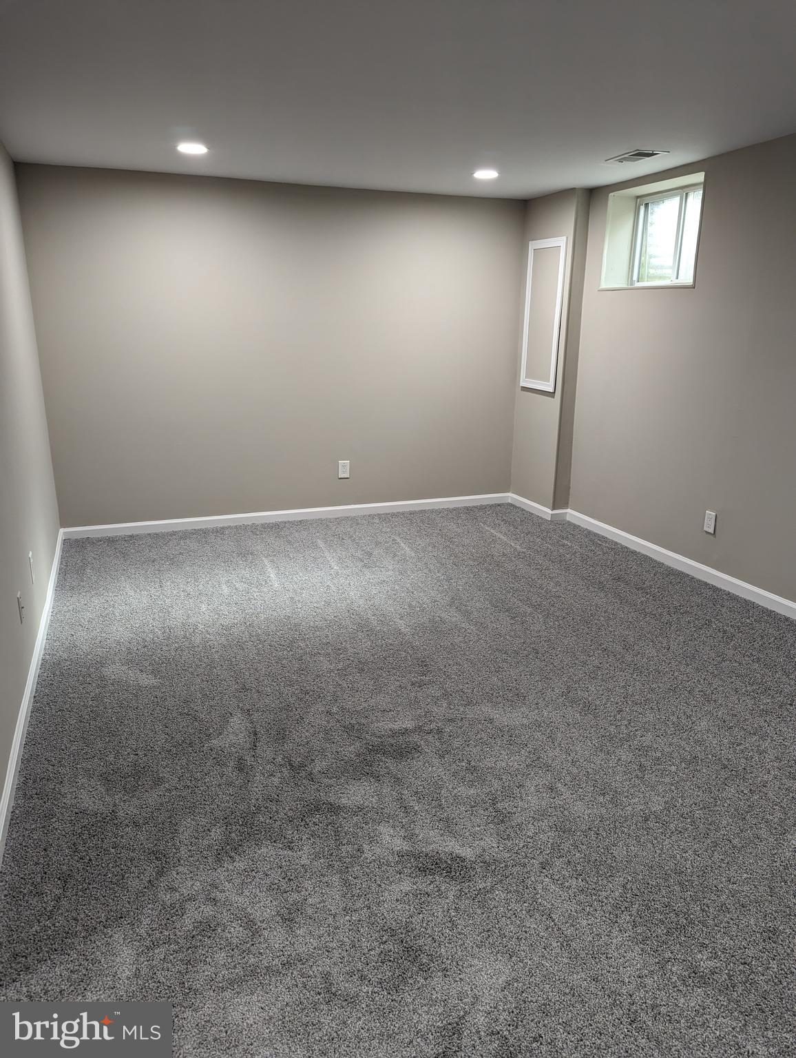 CROFTON SQUARE - Residential