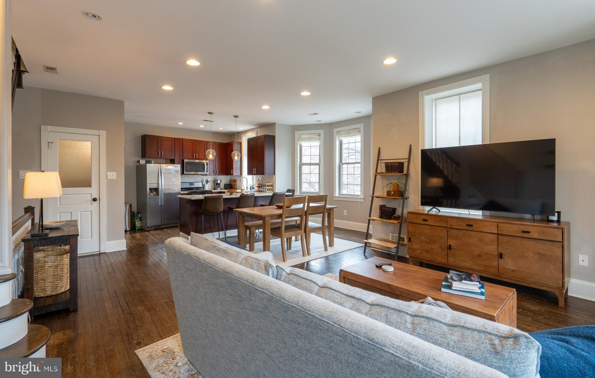 BELLA VISTA - Residential Lease