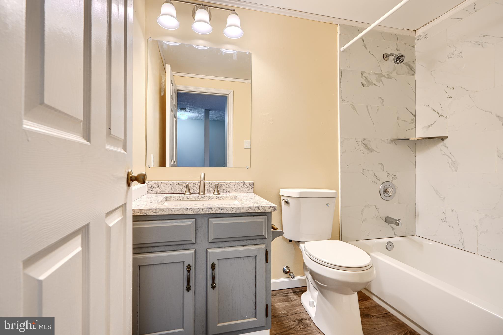 VILLAGE OF THOMAS RUN - Residential