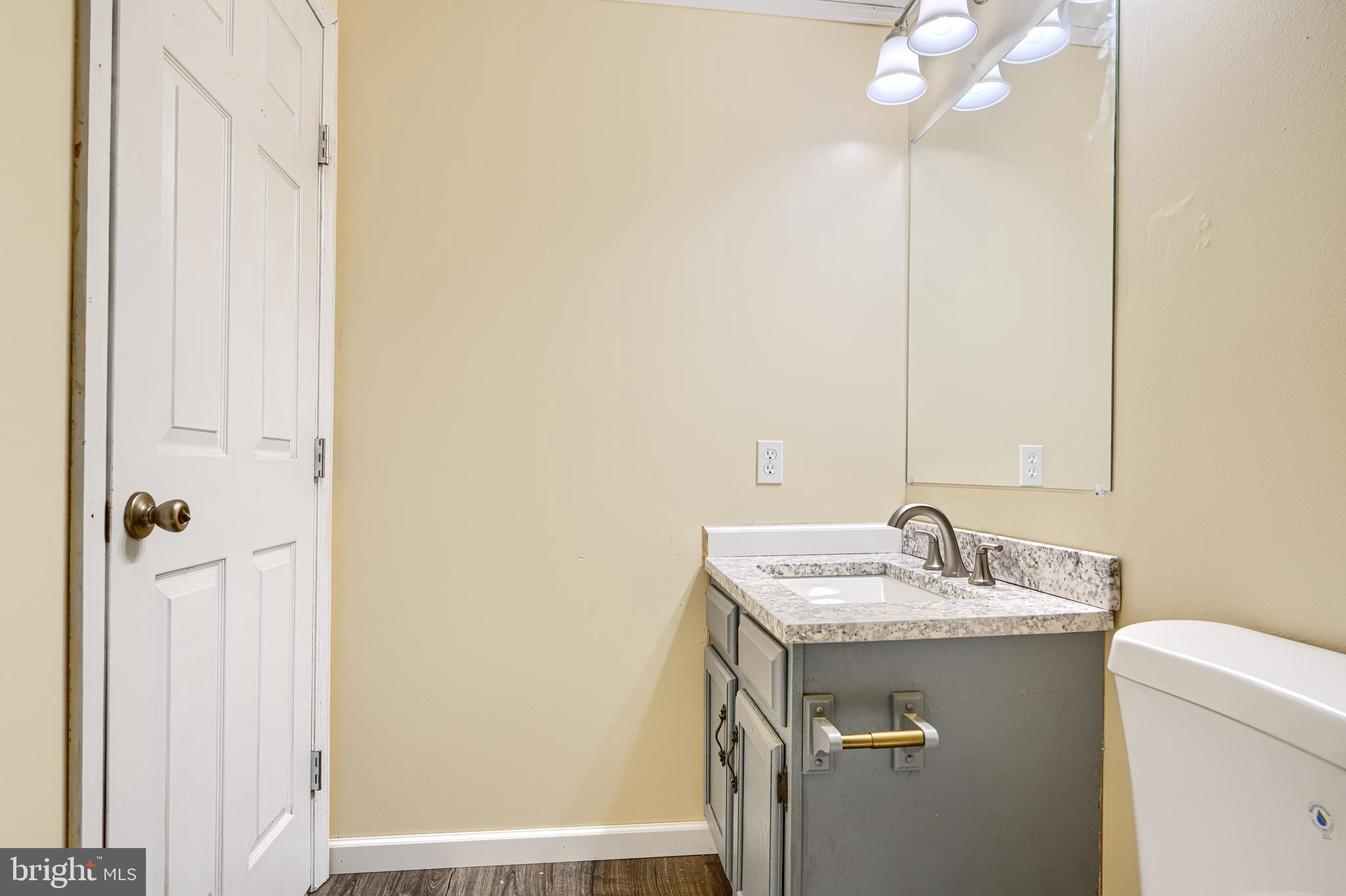 VILLAGE OF THOMAS RUN - Residential