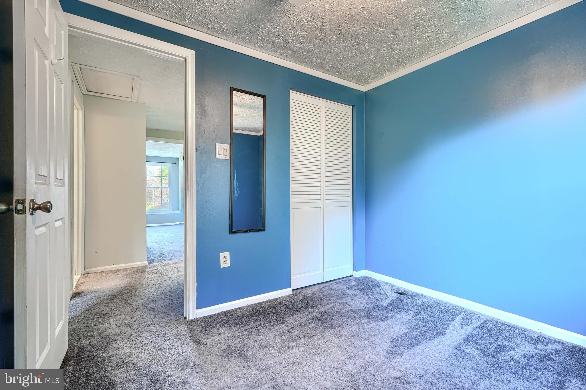 VILLAGE OF THOMAS RUN - Residential