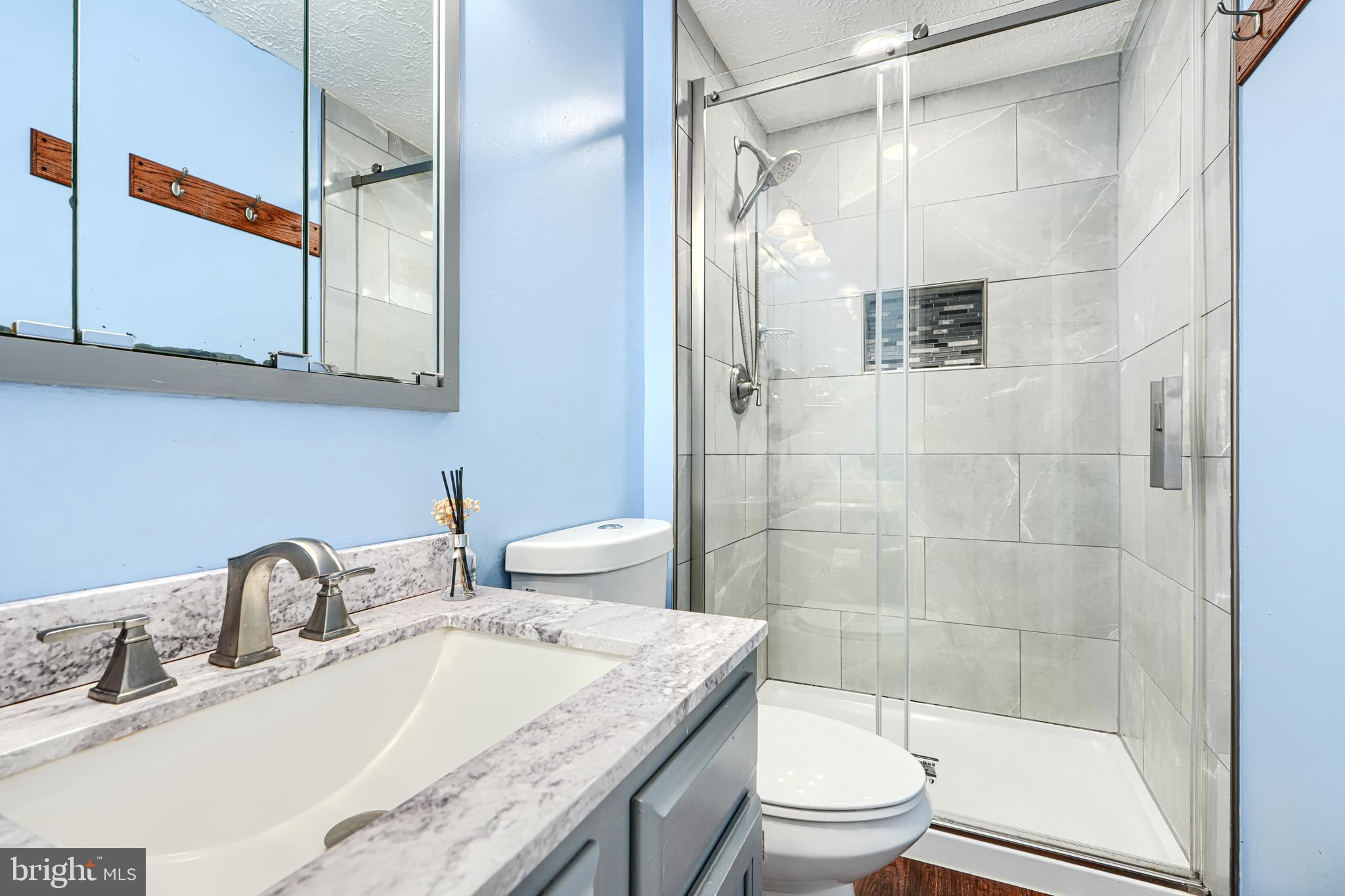 VILLAGE OF THOMAS RUN - Residential