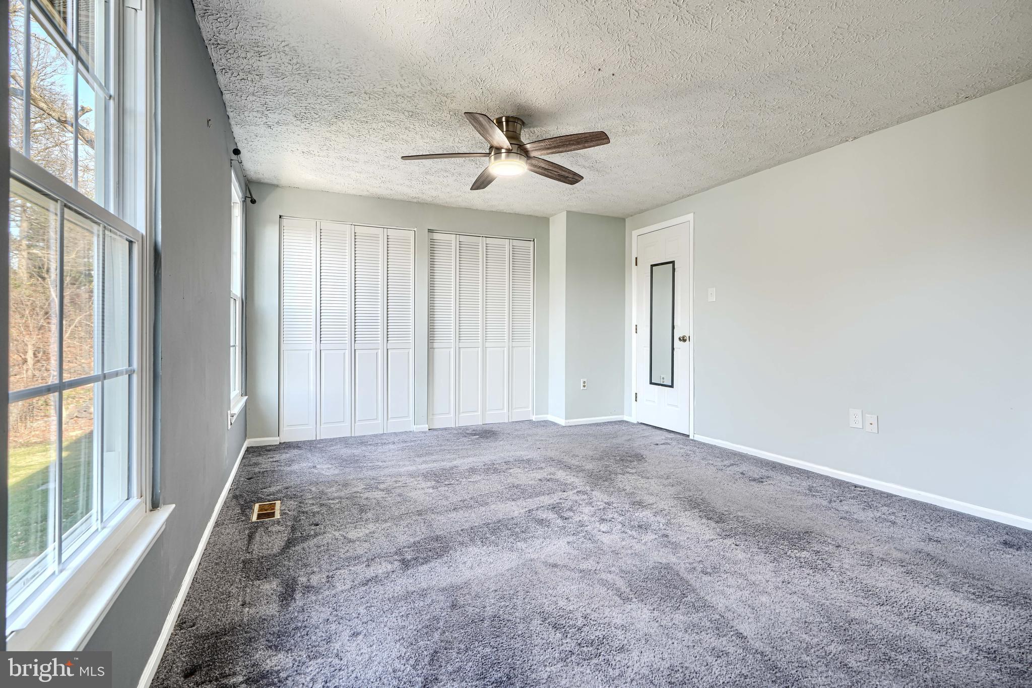 VILLAGE OF THOMAS RUN - Residential