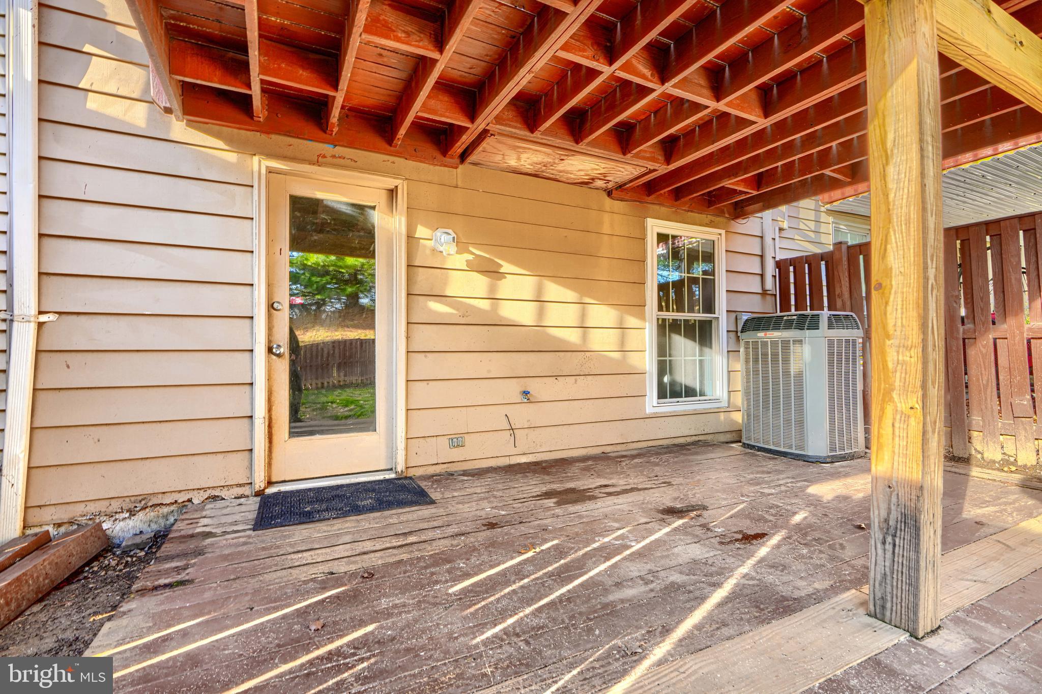 VILLAGE OF THOMAS RUN - Residential