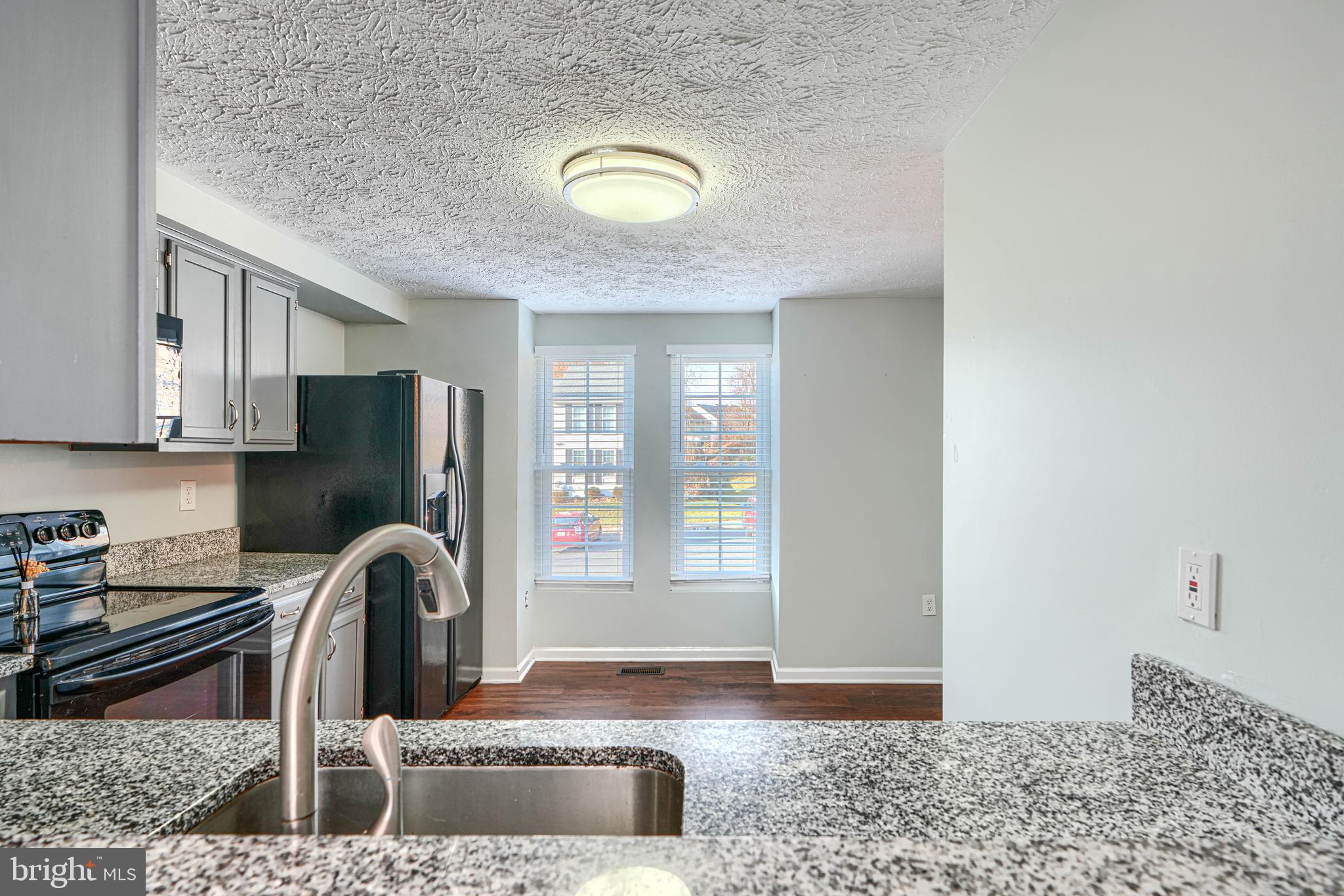 VILLAGE OF THOMAS RUN - Residential