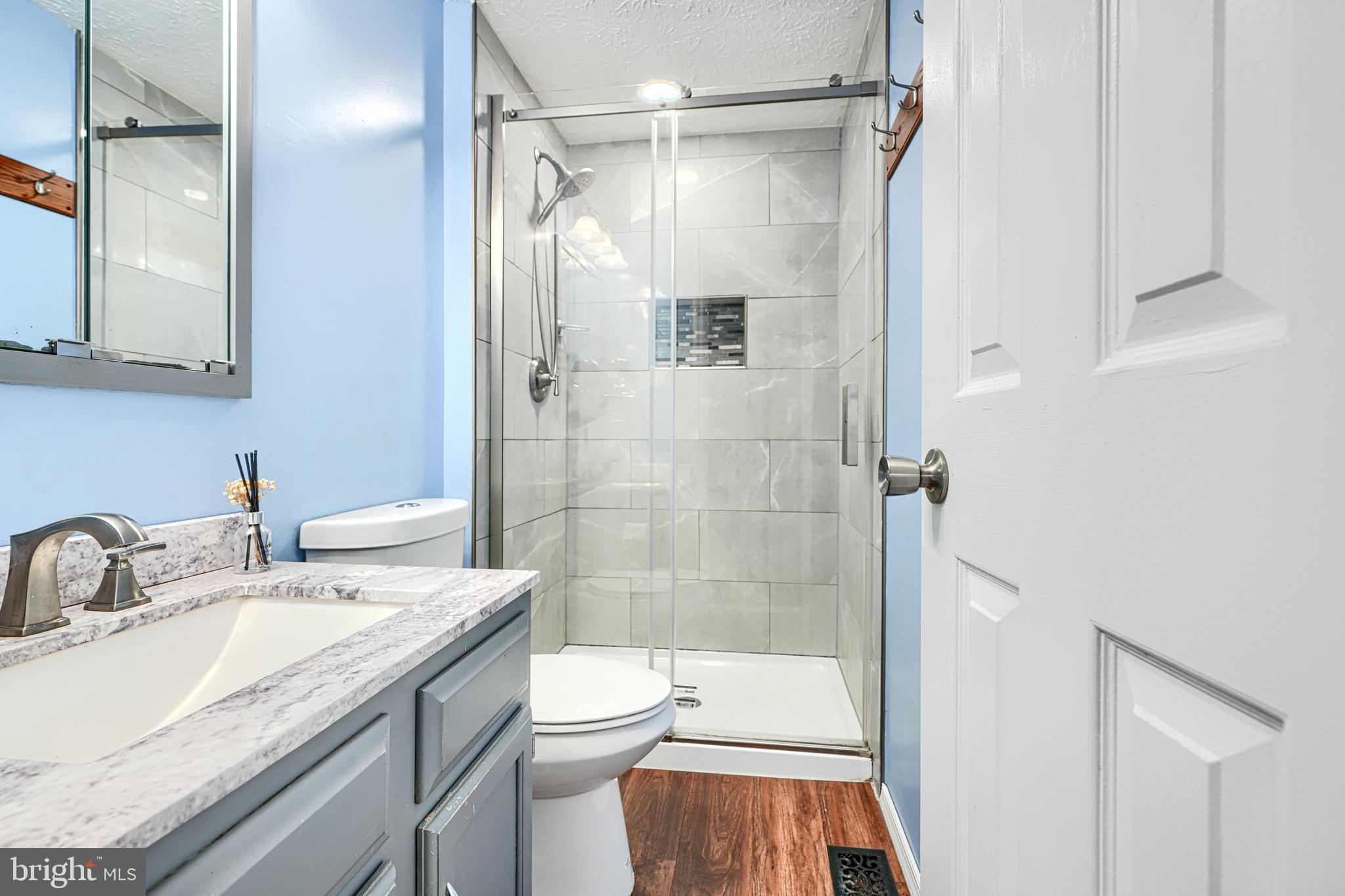 VILLAGE OF THOMAS RUN - Residential