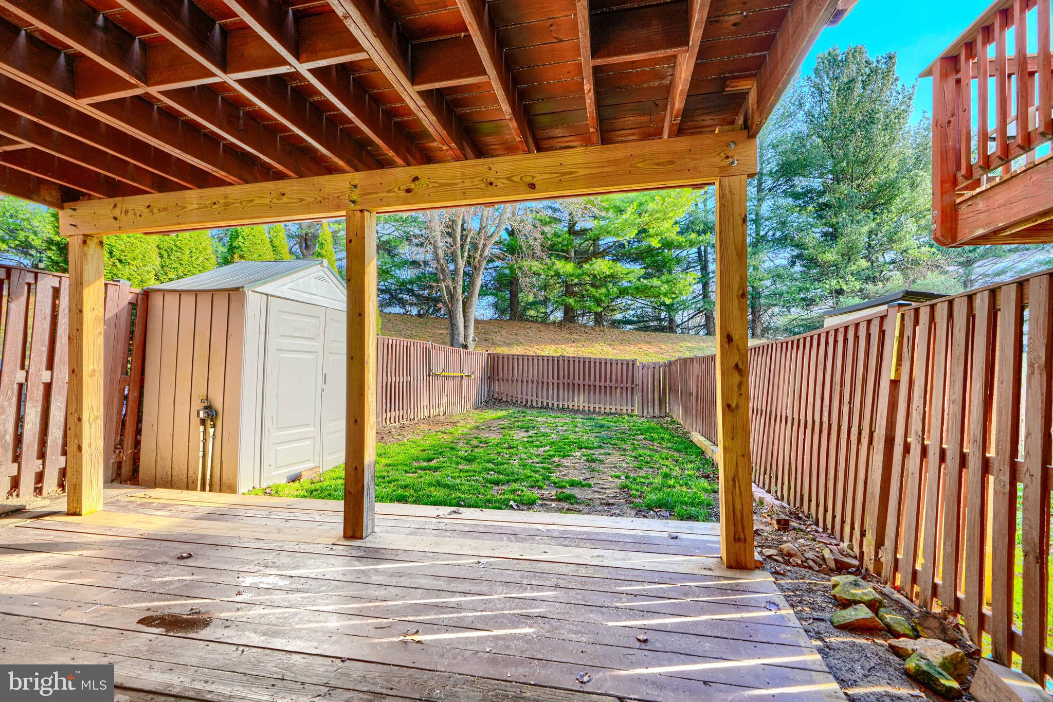 VILLAGE OF THOMAS RUN - Residential