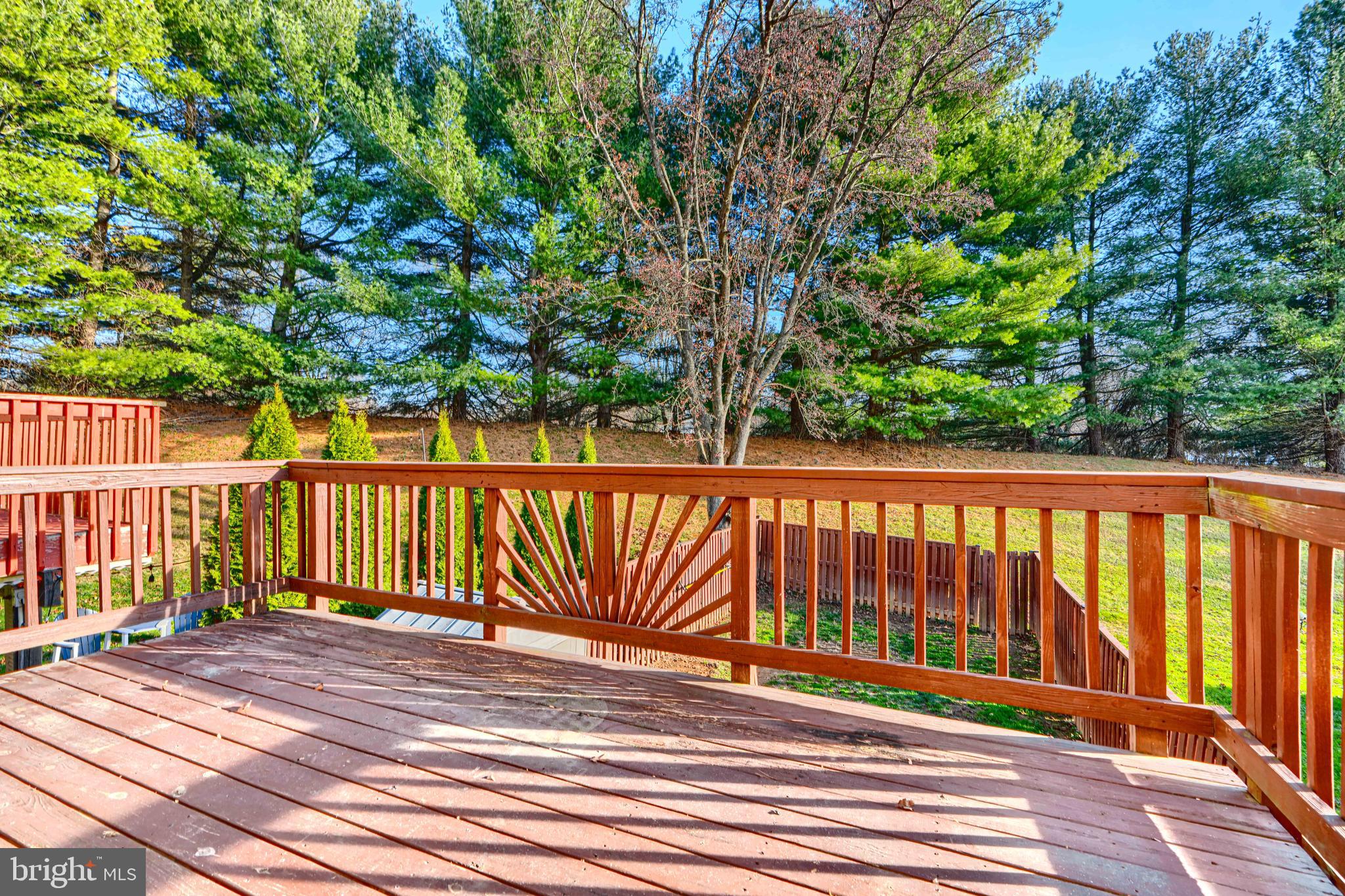 VILLAGE OF THOMAS RUN - Residential