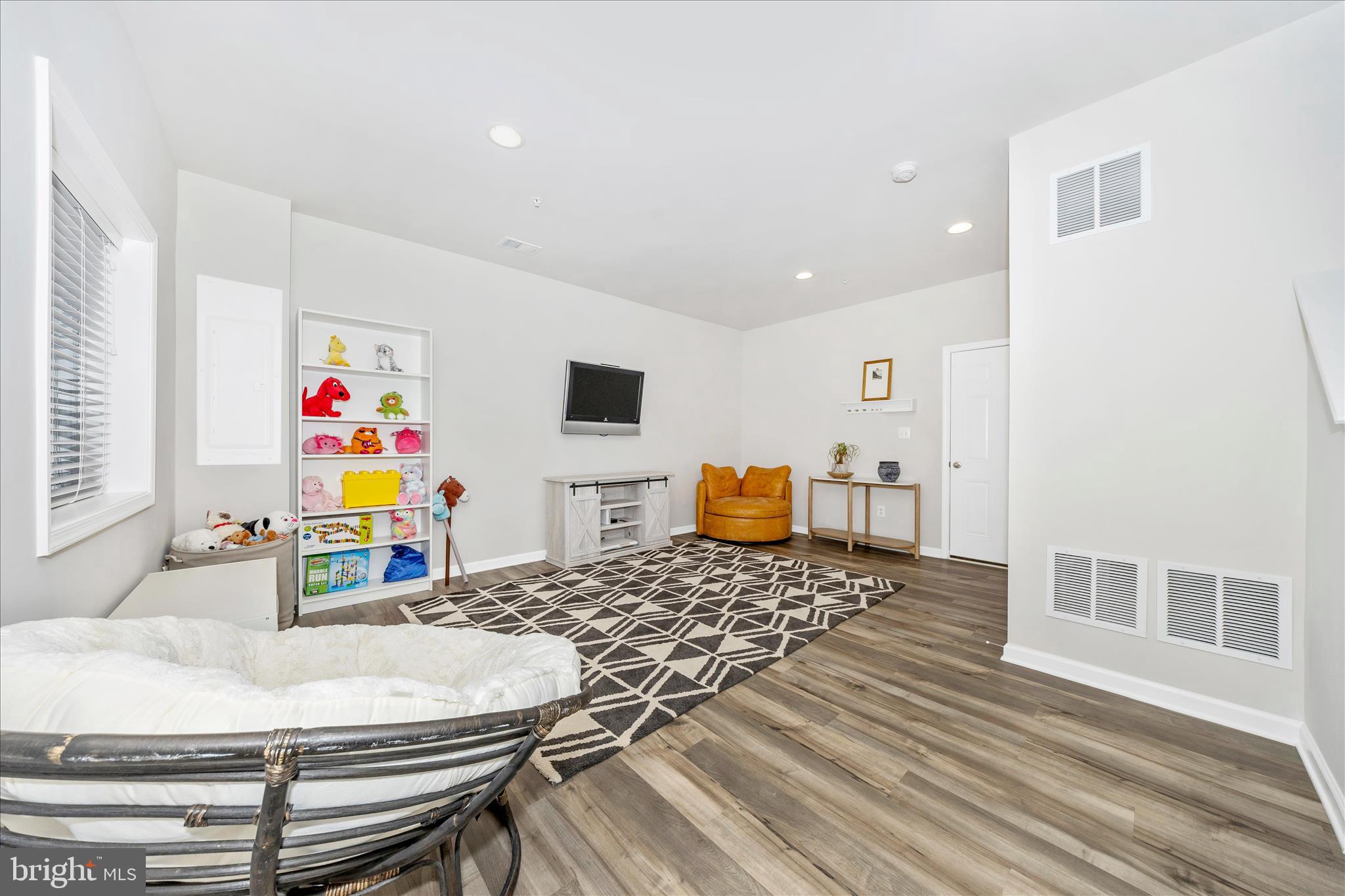 TUSCARORA CREEK - Residential