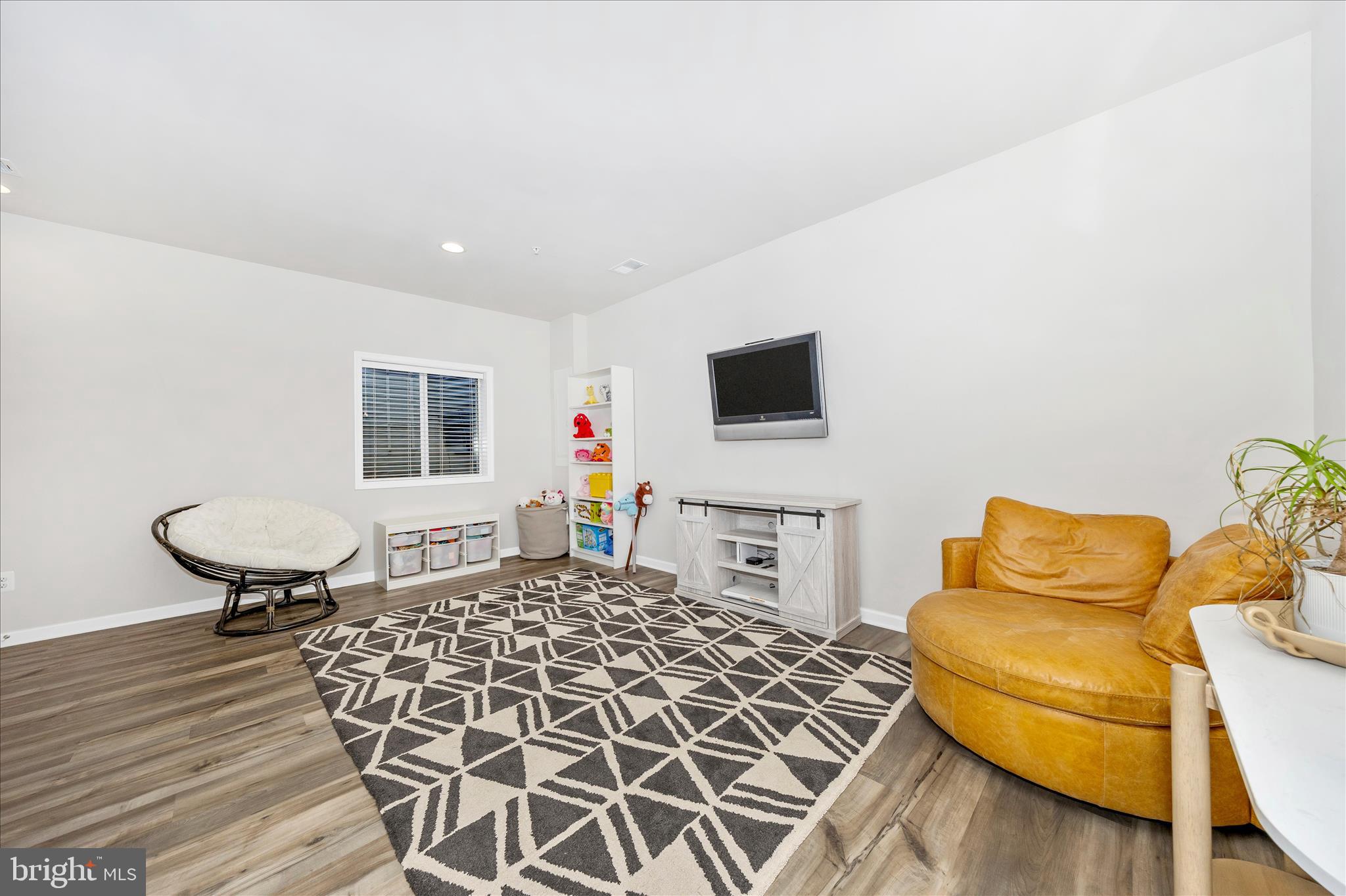 TUSCARORA CREEK - Residential