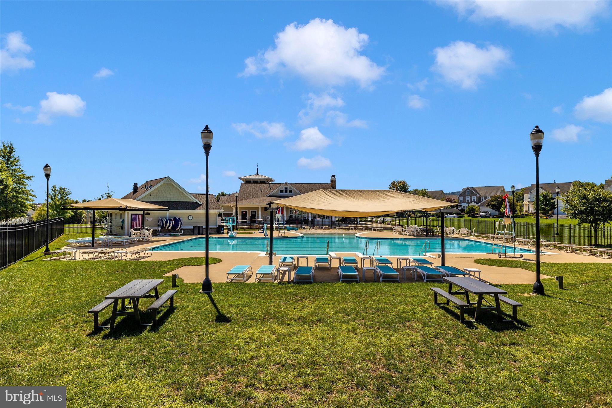 TUSCARORA CREEK - Residential