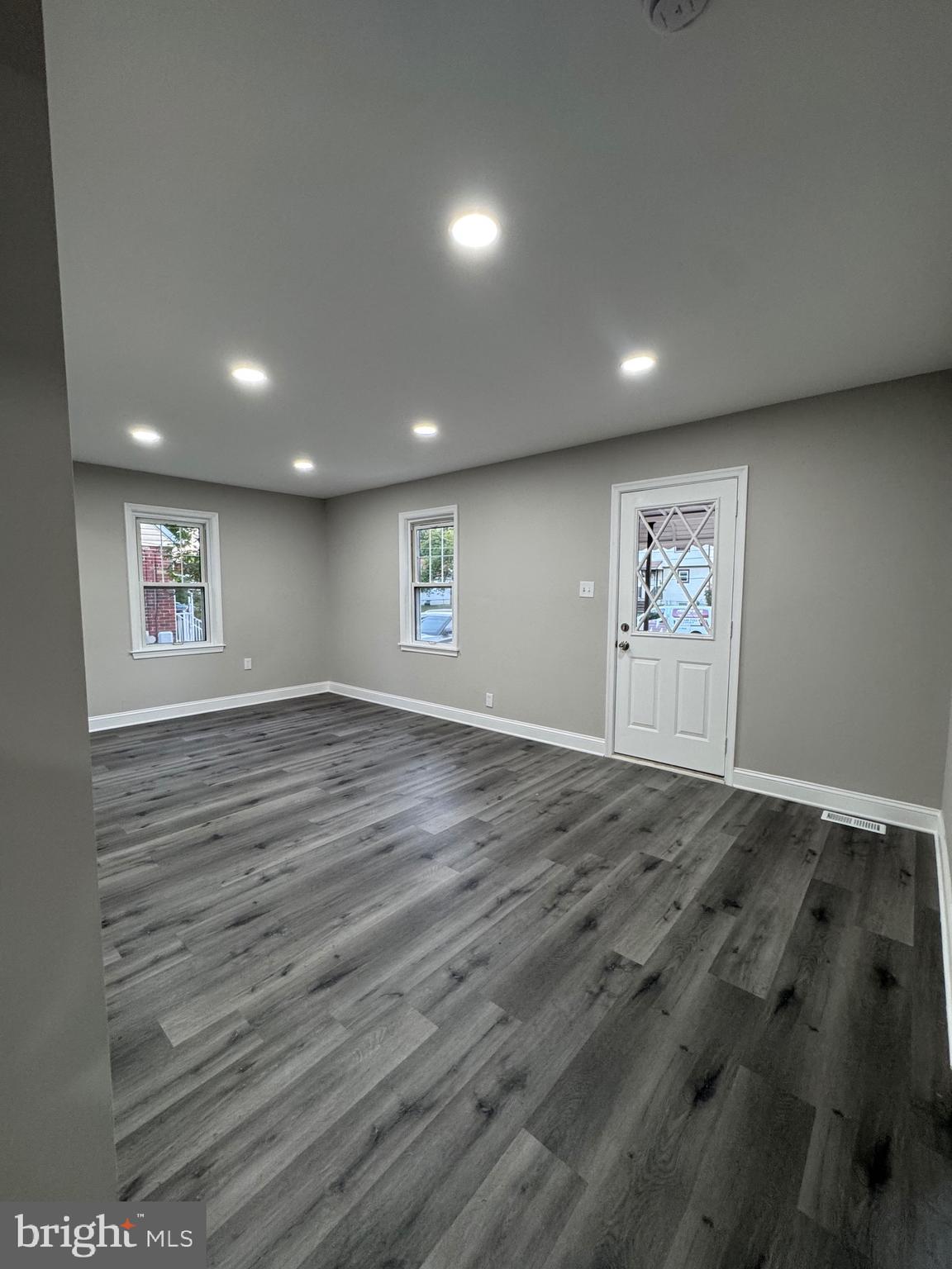 ESSEX - Residential