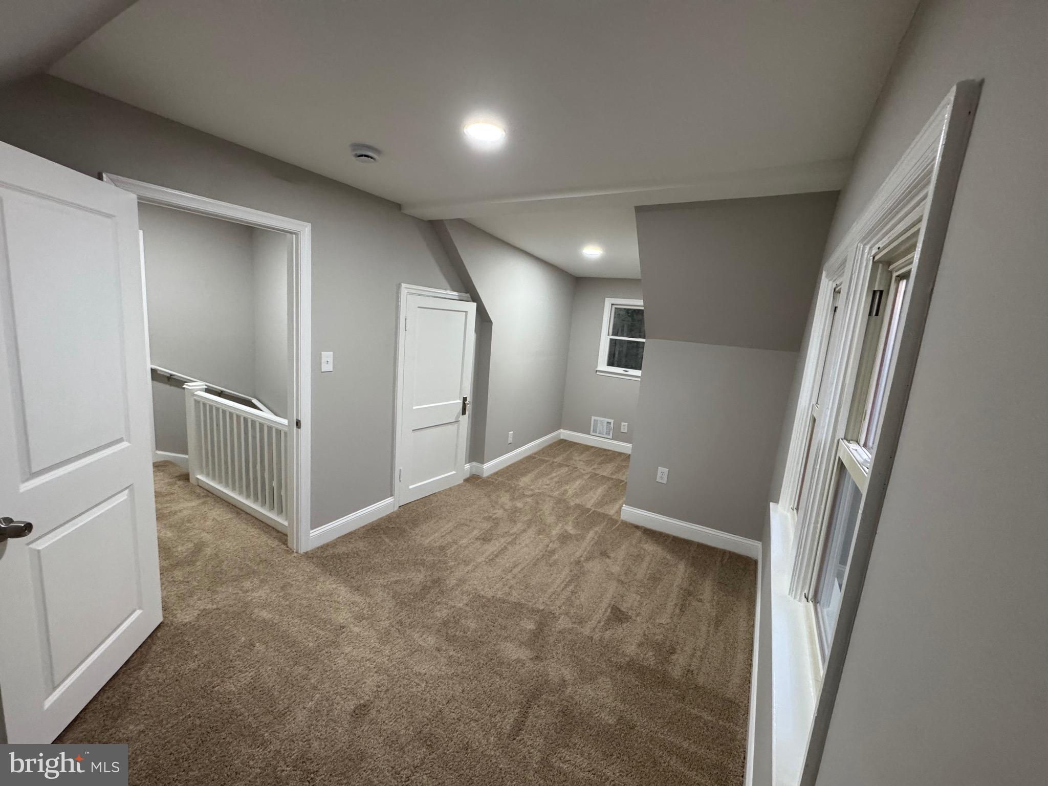 ESSEX - Residential