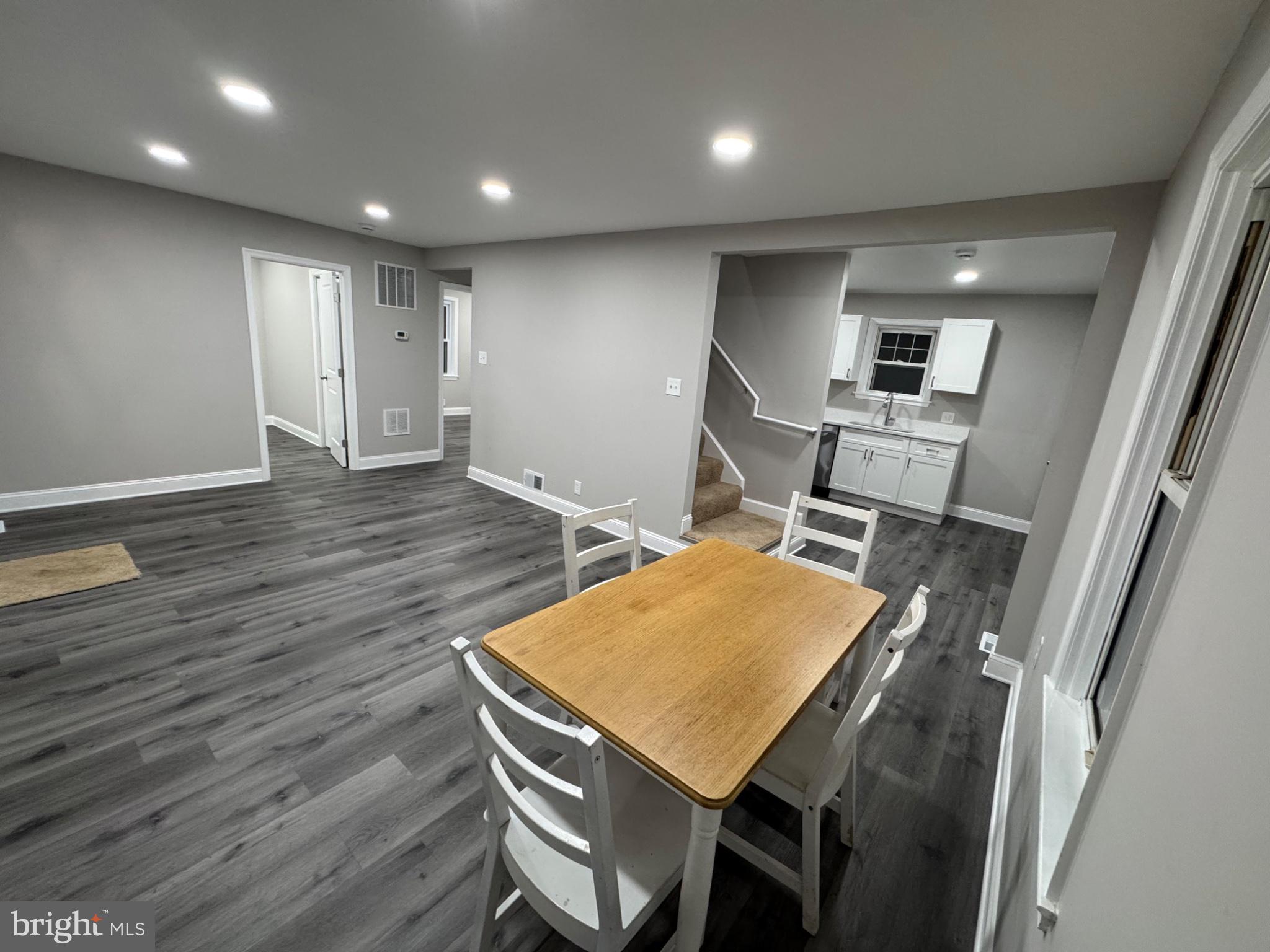 ESSEX - Residential