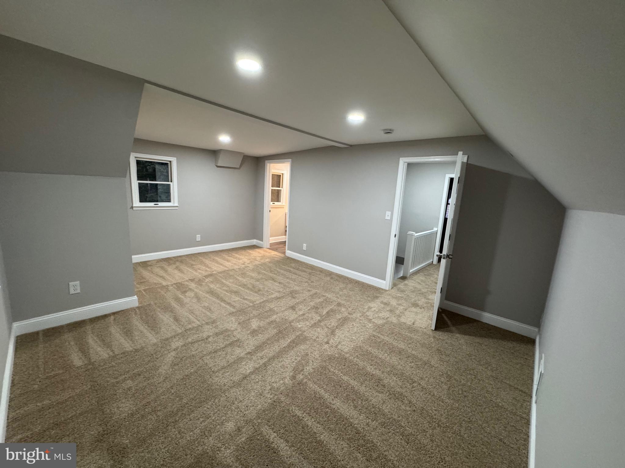 ESSEX - Residential