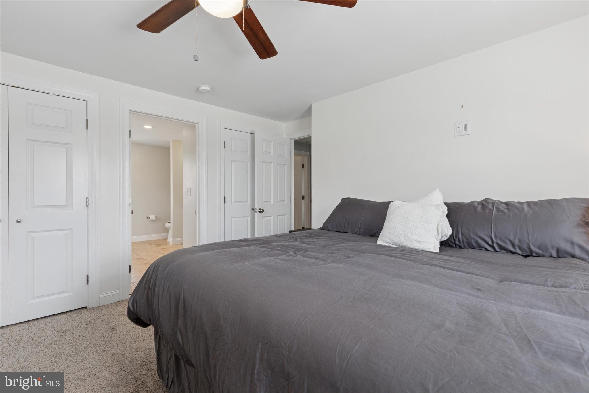 MONTGOMERY HILL - Residential