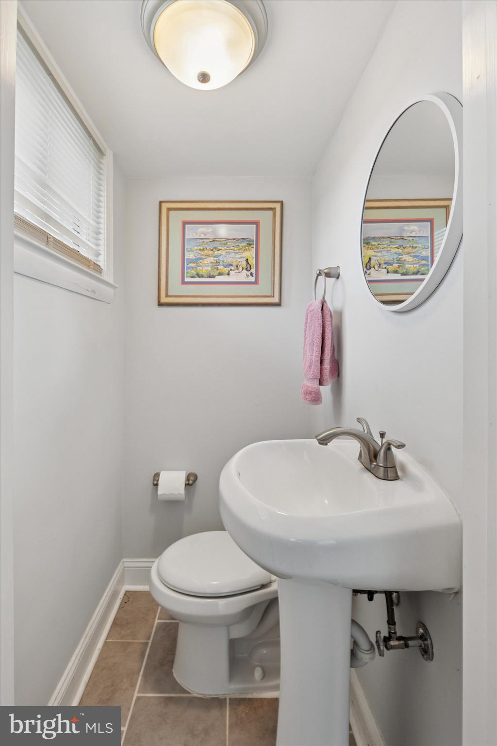 MONTGOMERY HILL - Residential