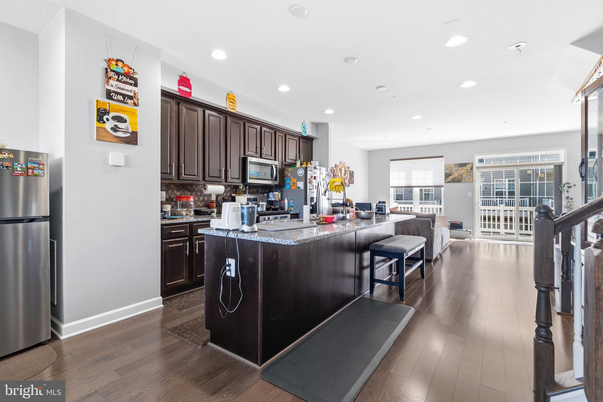 7312 WOOD TRAIL DRIVE