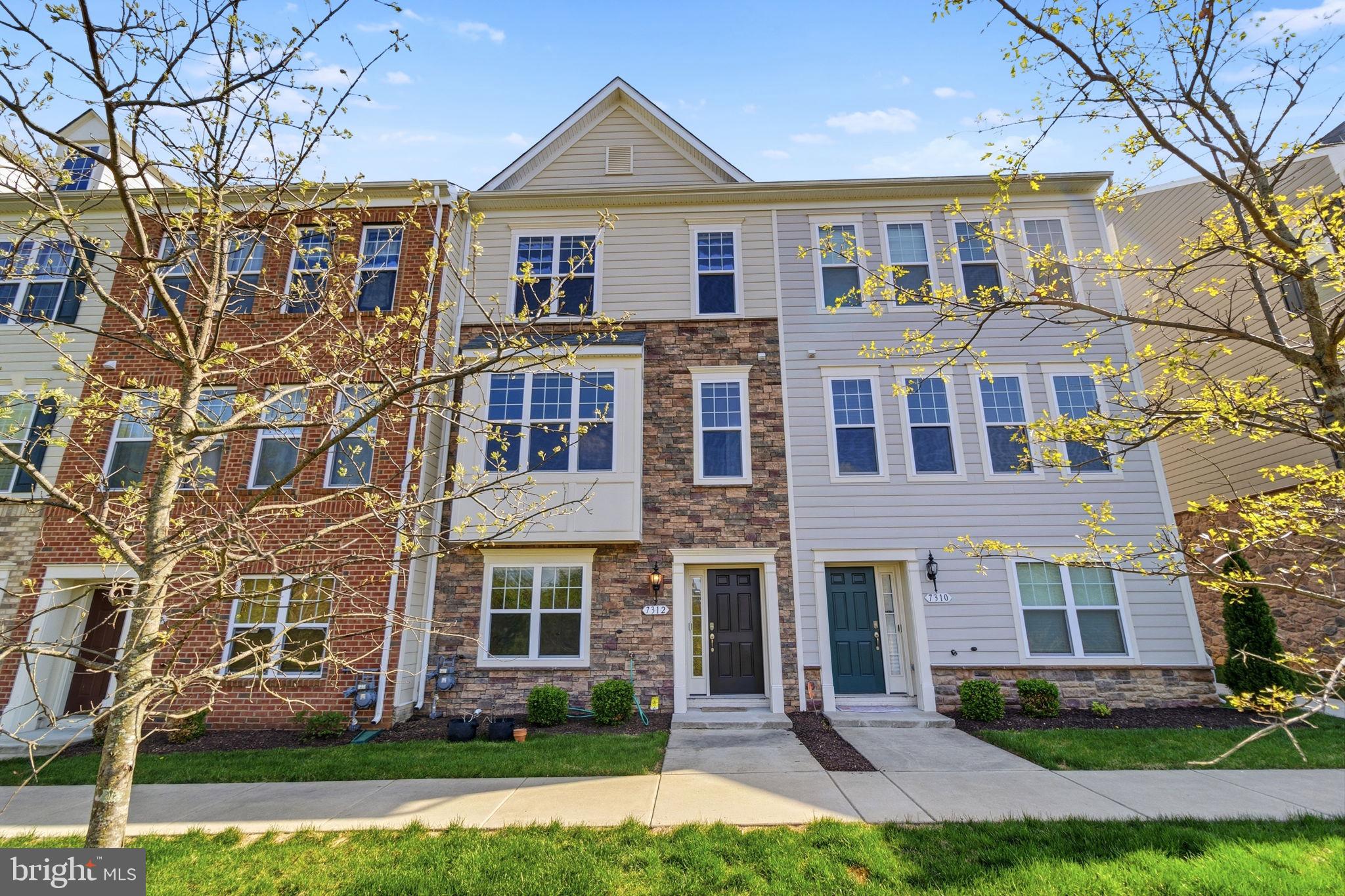 7312 WOOD TRAIL DRIVE