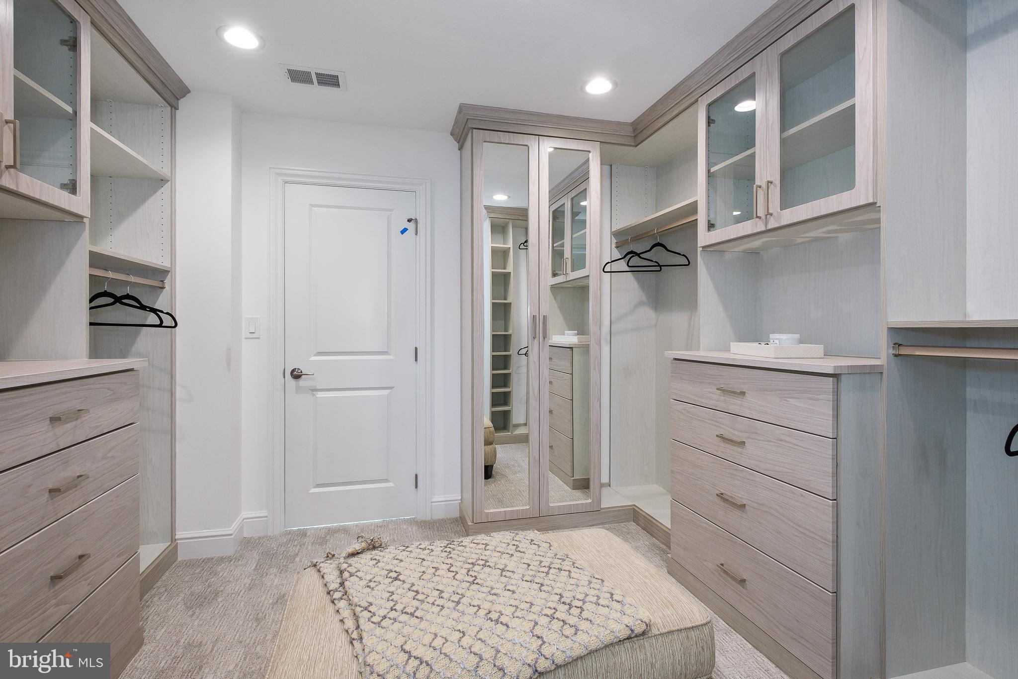 BRIARWOOD - Residential