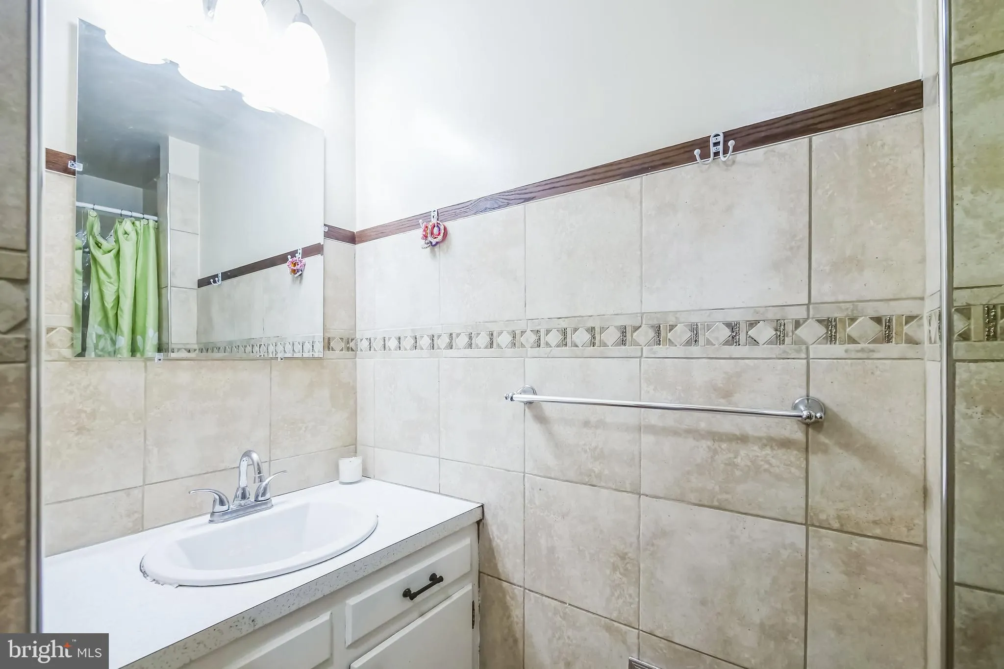 Winchester, Virginia 22601, United States, 4 Bedrooms Bedrooms, ,2 BathroomsBathrooms,Residential,Coming Soon,185807