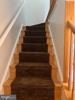 WESTLAKE TERRACE - Residential Lease