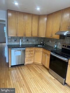 WESTLAKE TERRACE - Residential Lease