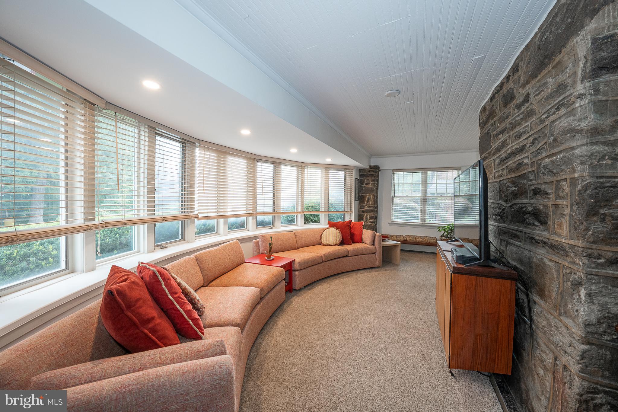 NARBERTH - Residential