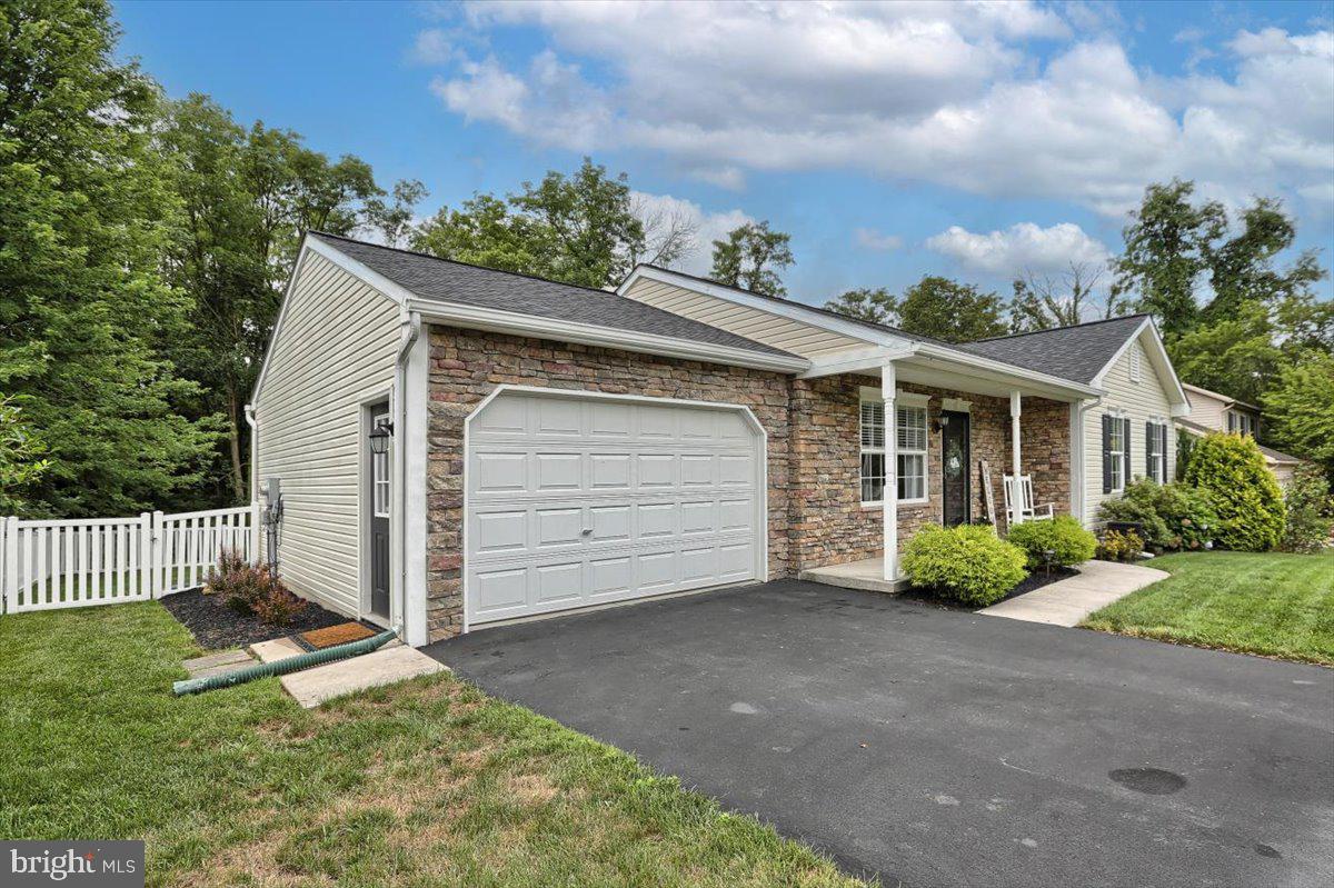 PHEASANT RIDGE - Residential