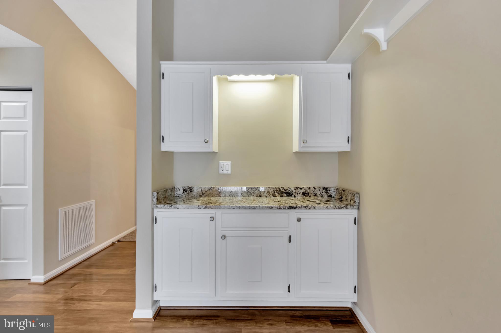 ST CHARLES HUNTINGTON - Residential