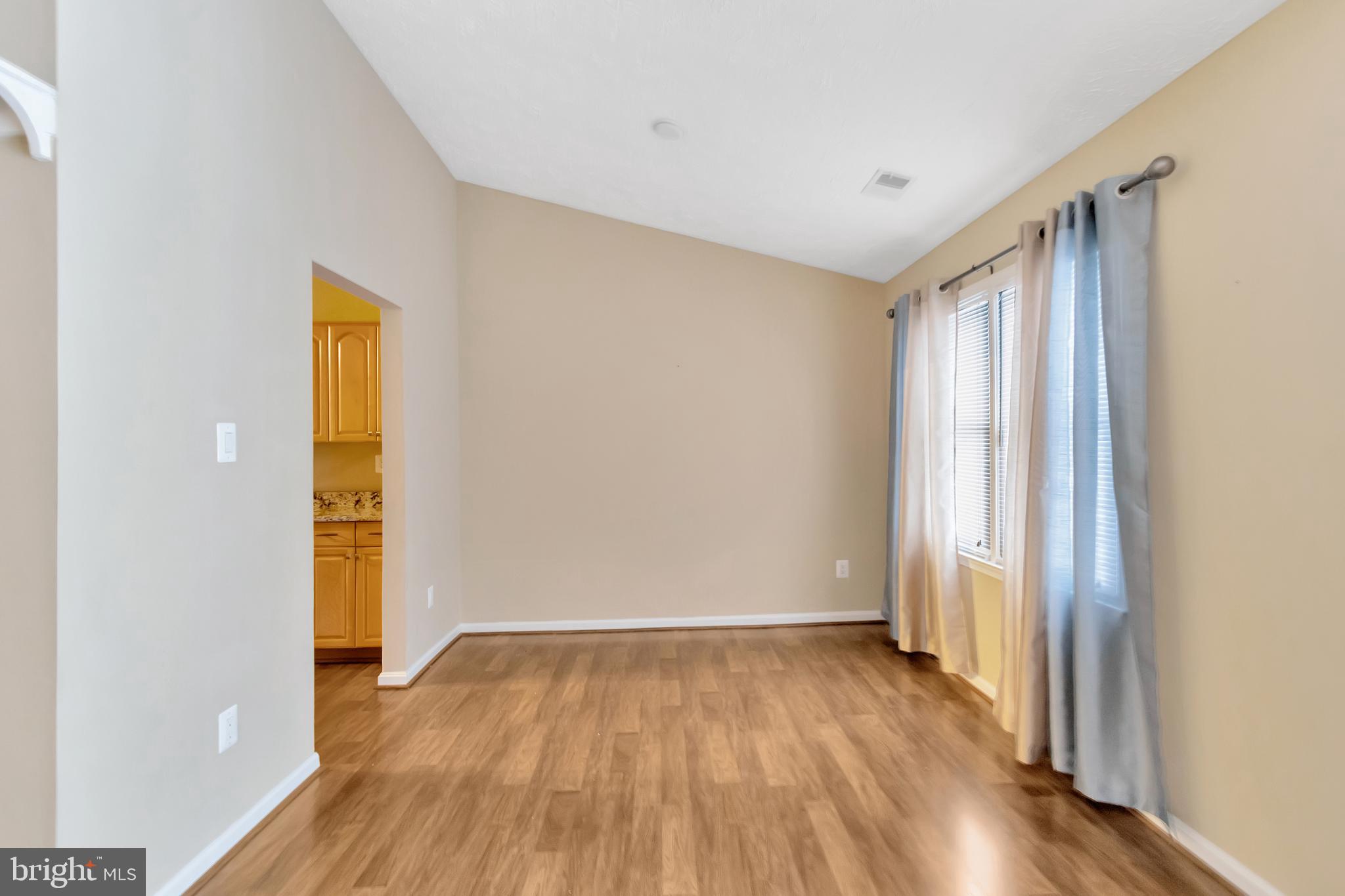 ST CHARLES HUNTINGTON - Residential