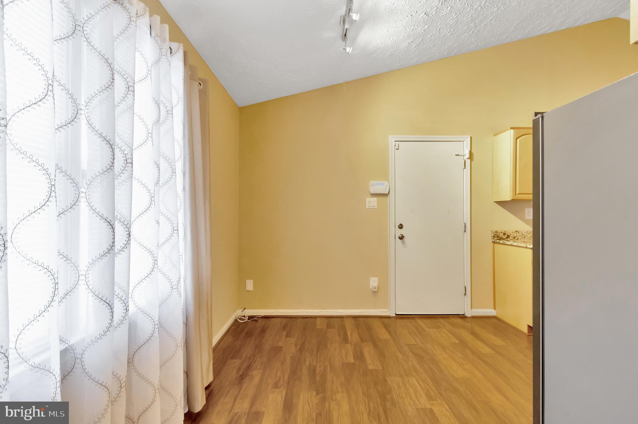 ST CHARLES HUNTINGTON - Residential