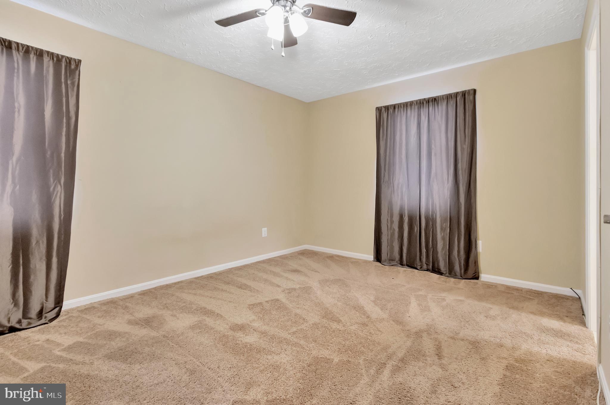 ST CHARLES HUNTINGTON - Residential