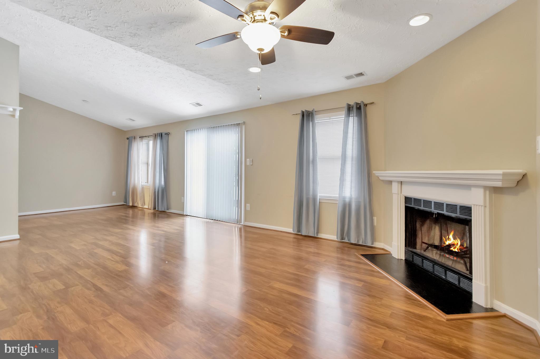 ST CHARLES HUNTINGTON - Residential