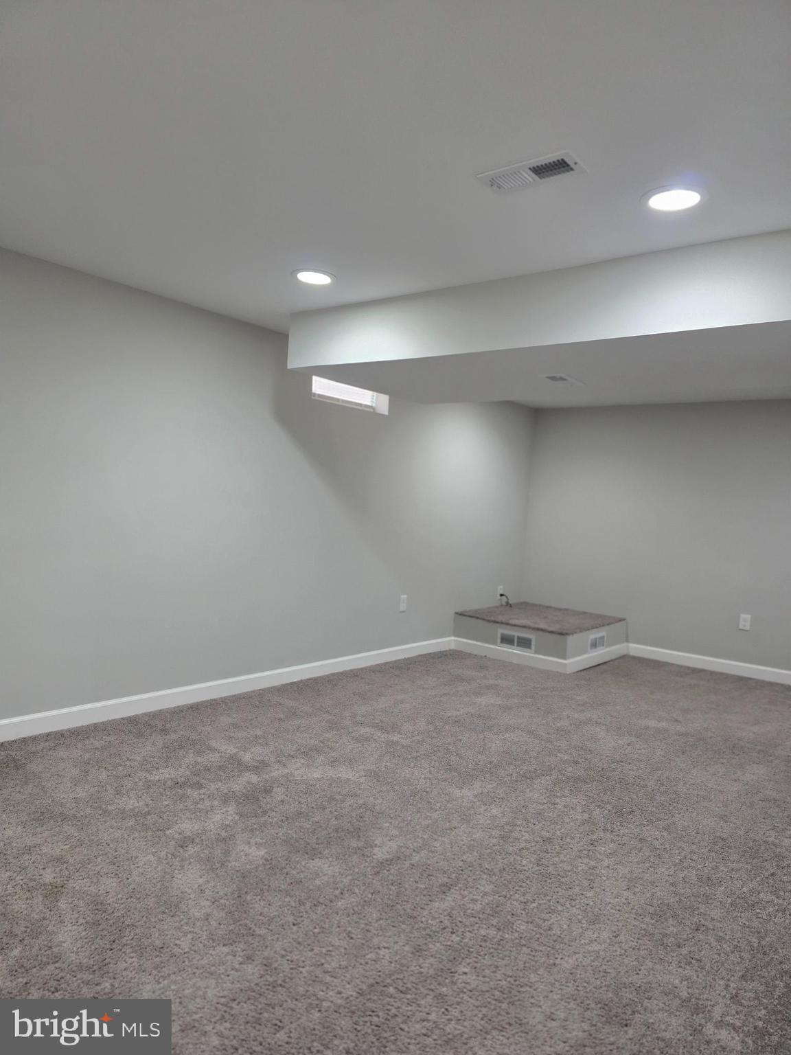 WEST ARLINGTON - Residential
