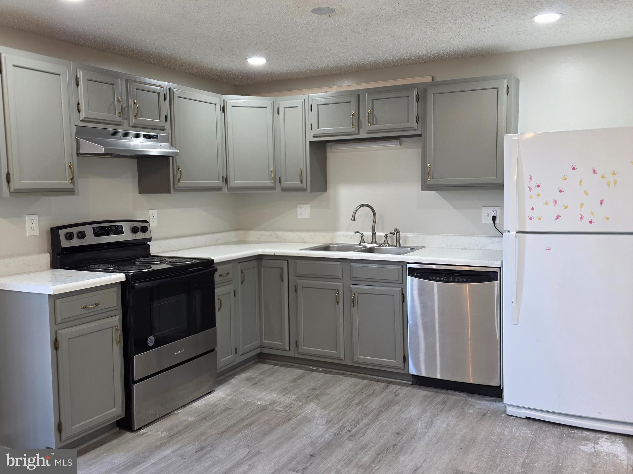WEST ARLINGTON - Residential
