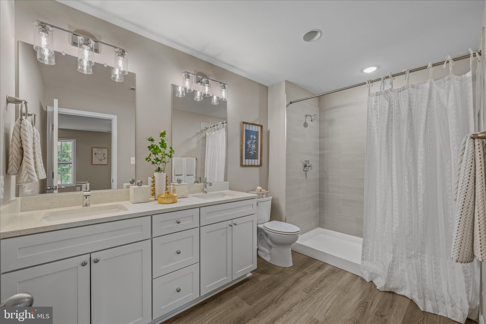 THE LAKES AT MARTINSBURG - Residential