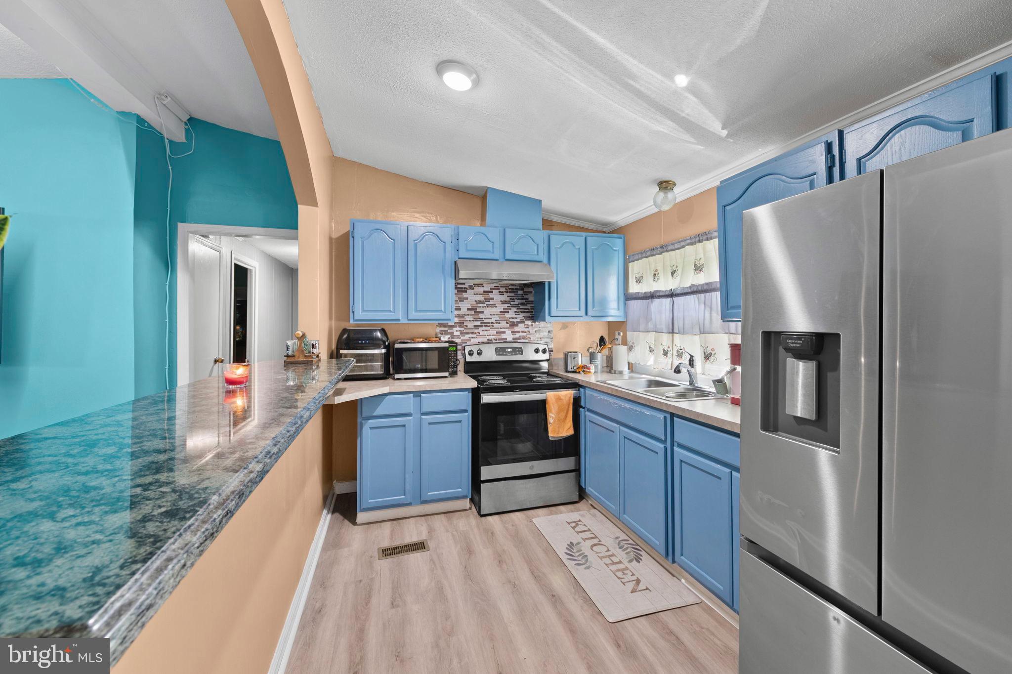 WILLIAMS ESTATES - Residential