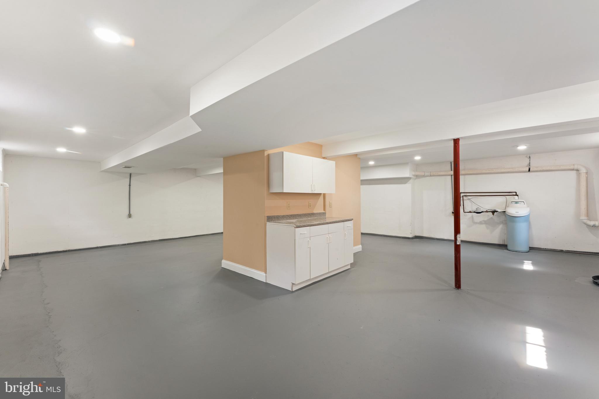 ABBEY DOWNS - Residential