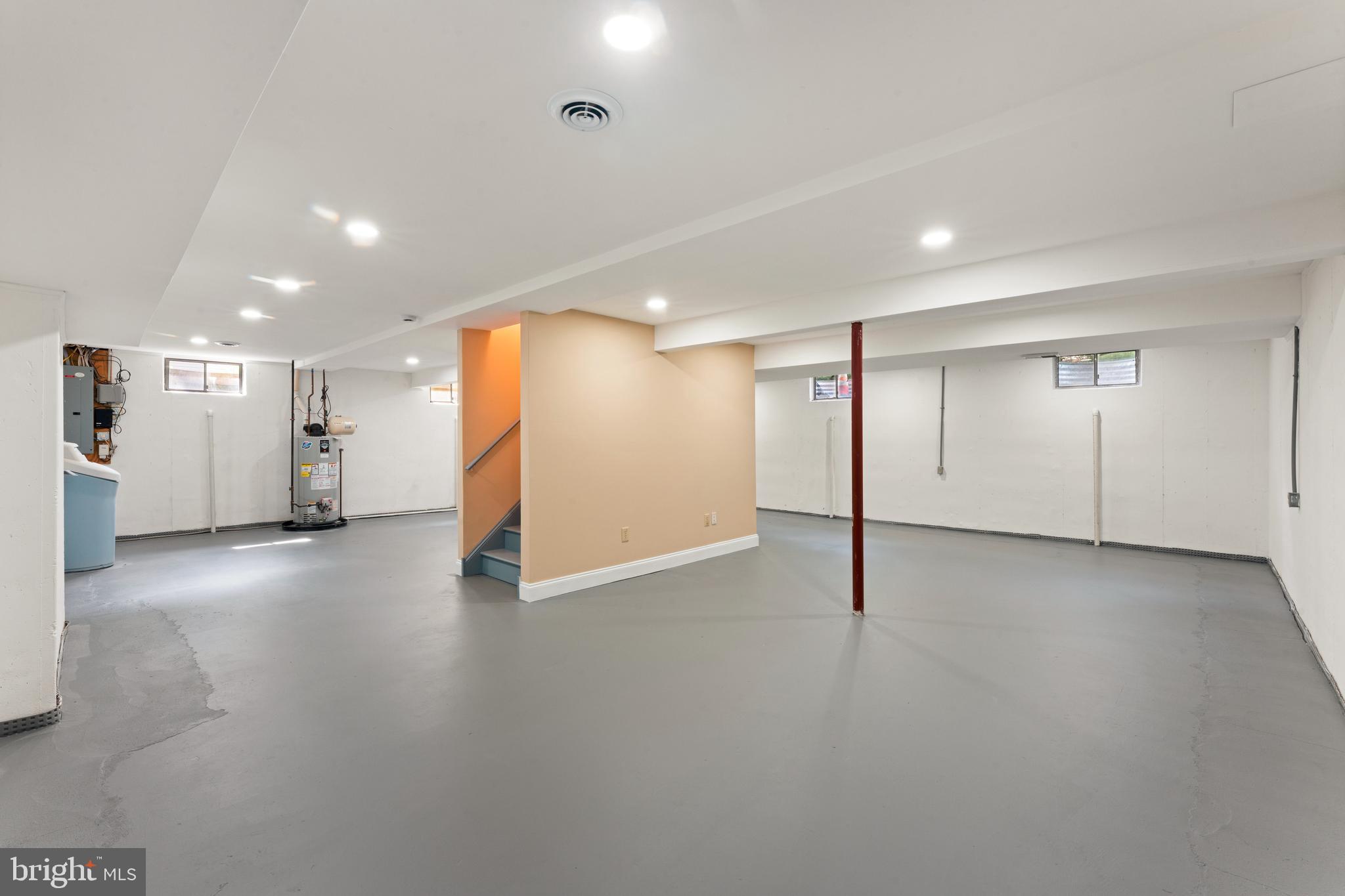 ABBEY DOWNS - Residential