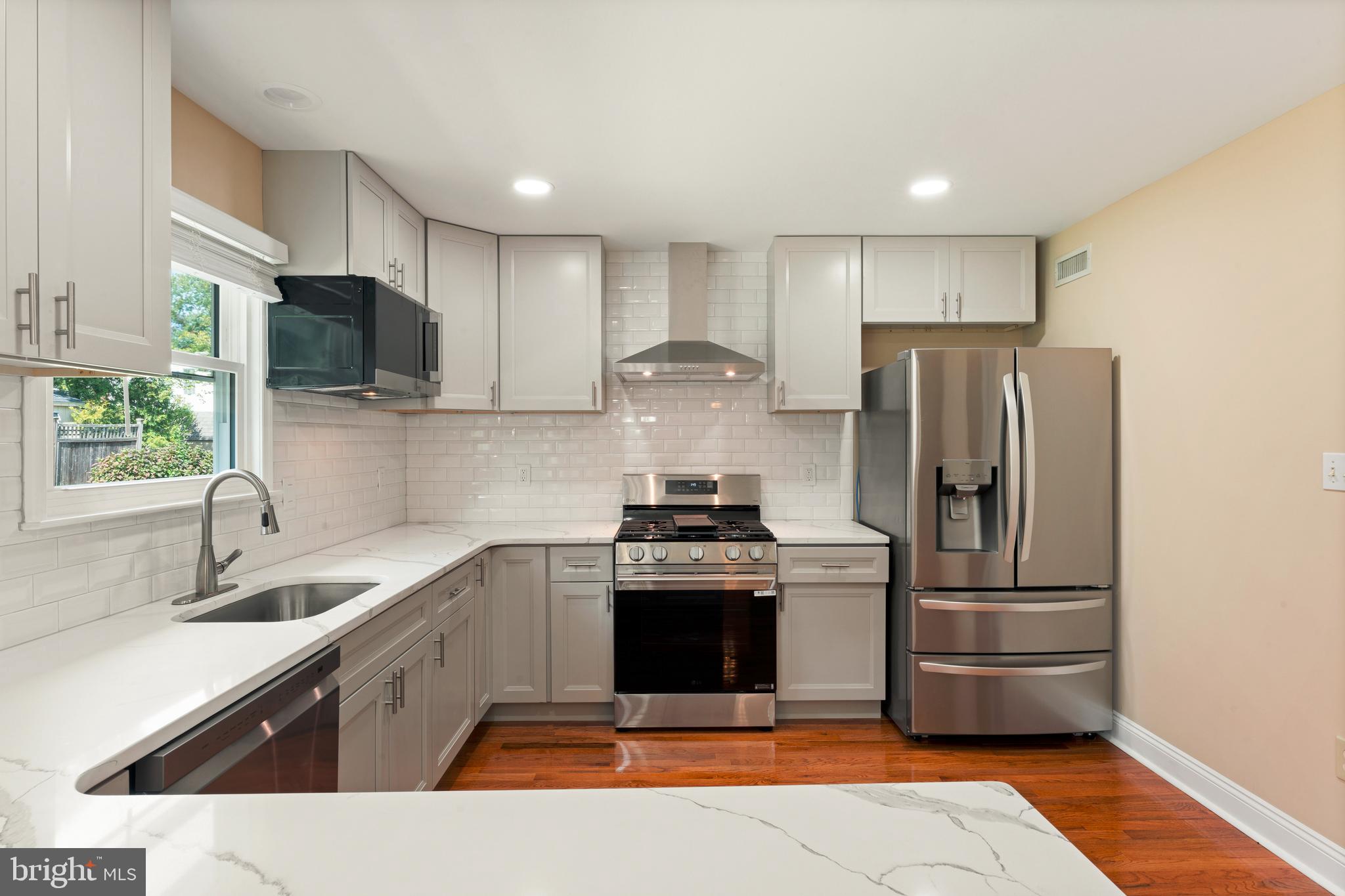 ABBEY DOWNS - Residential