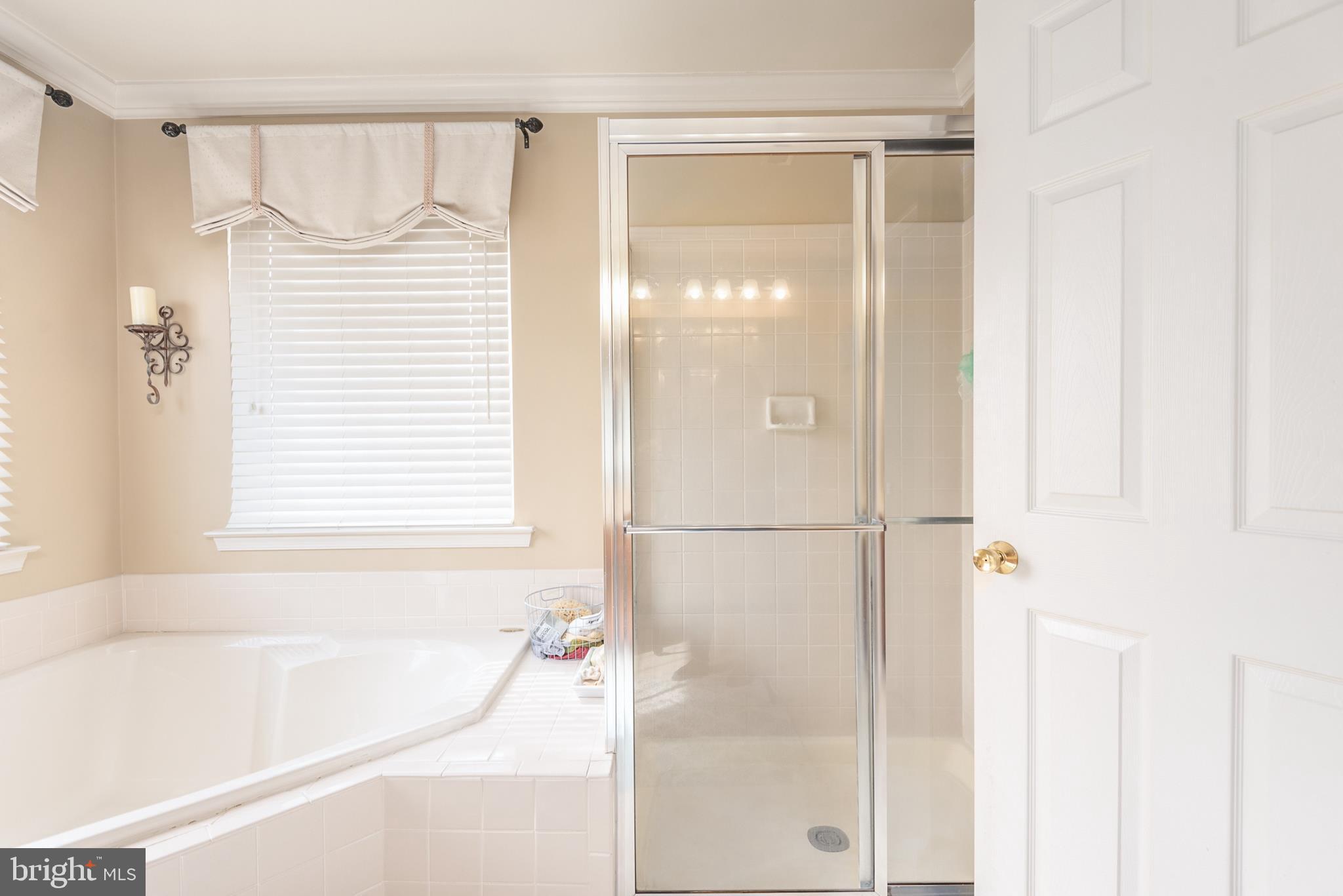 AUSTIN RIDGE - Residential