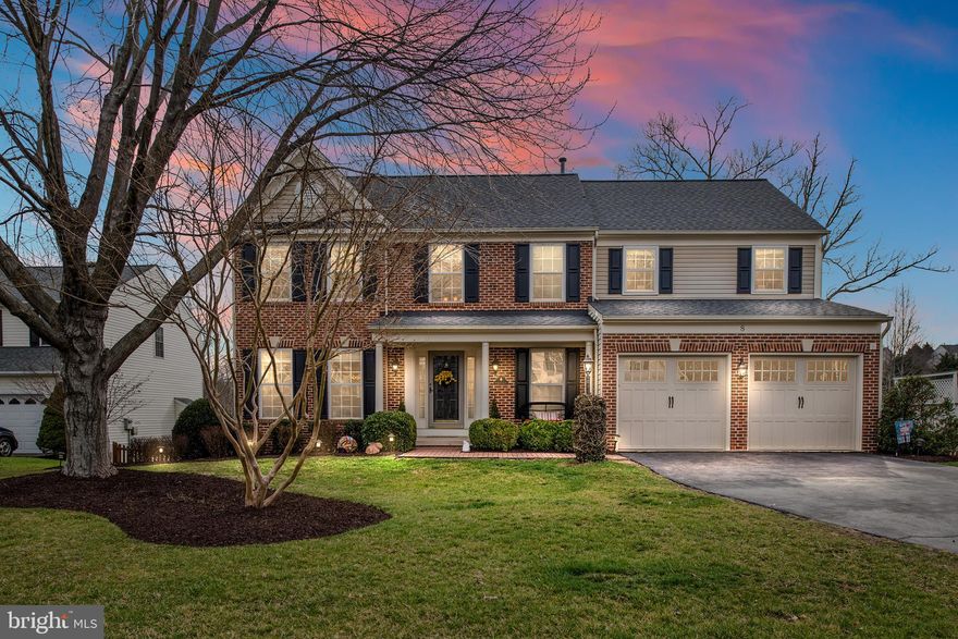 Stunning Meticulously  Maintained 5 Bedroom Colonial Located in Prestigious Austin Ridge. Over 3600 Finished square feet. Custom Touches Throughout. Beautiful 2-Story Sun-Filled Foyer, Gorgeous  Hardwood Floors, Formal Living Room and Dining Room, Large Family Room with A Gas Fireplace, Gourmet Kitchen with Beautiful Upgraded Cabinetry,  Island with Seating, Granite Countertops & Stainless Steel Appliances. Large Master Suite with Luxury Bath. Fully Finished Lower Level with a Wet Bar, Huge Great Room , A Beautiful Guest Suite and A  Full Bath. The Backyard Oasis has Amazing Outdoor Living & Entertaining Space! Large  Screened Porch with Breathtaking Views, A  Deck and Stamped Patio with a Fire Pit. Fenced Backyard with  Professionally Landscaped Grounds  with a Sprinkler System. On A Cul-De-Sac. This house has it ALL!!!Remodeled Kitchen (37,000) Newer Roof, Newer Garage Doors and Newer Windows.