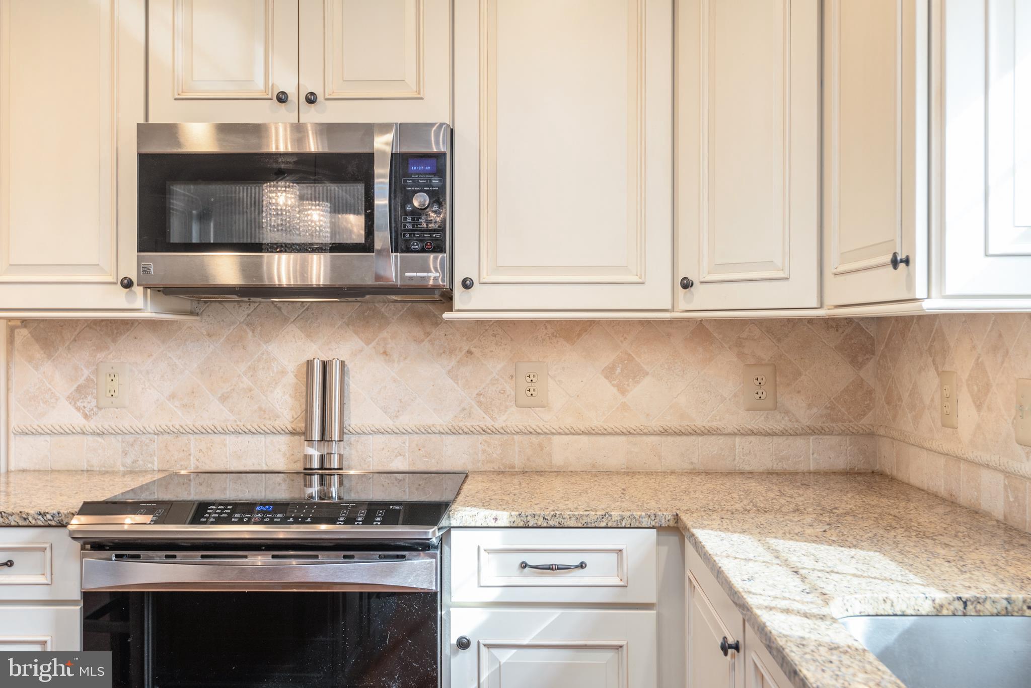 AUSTIN RIDGE - Residential