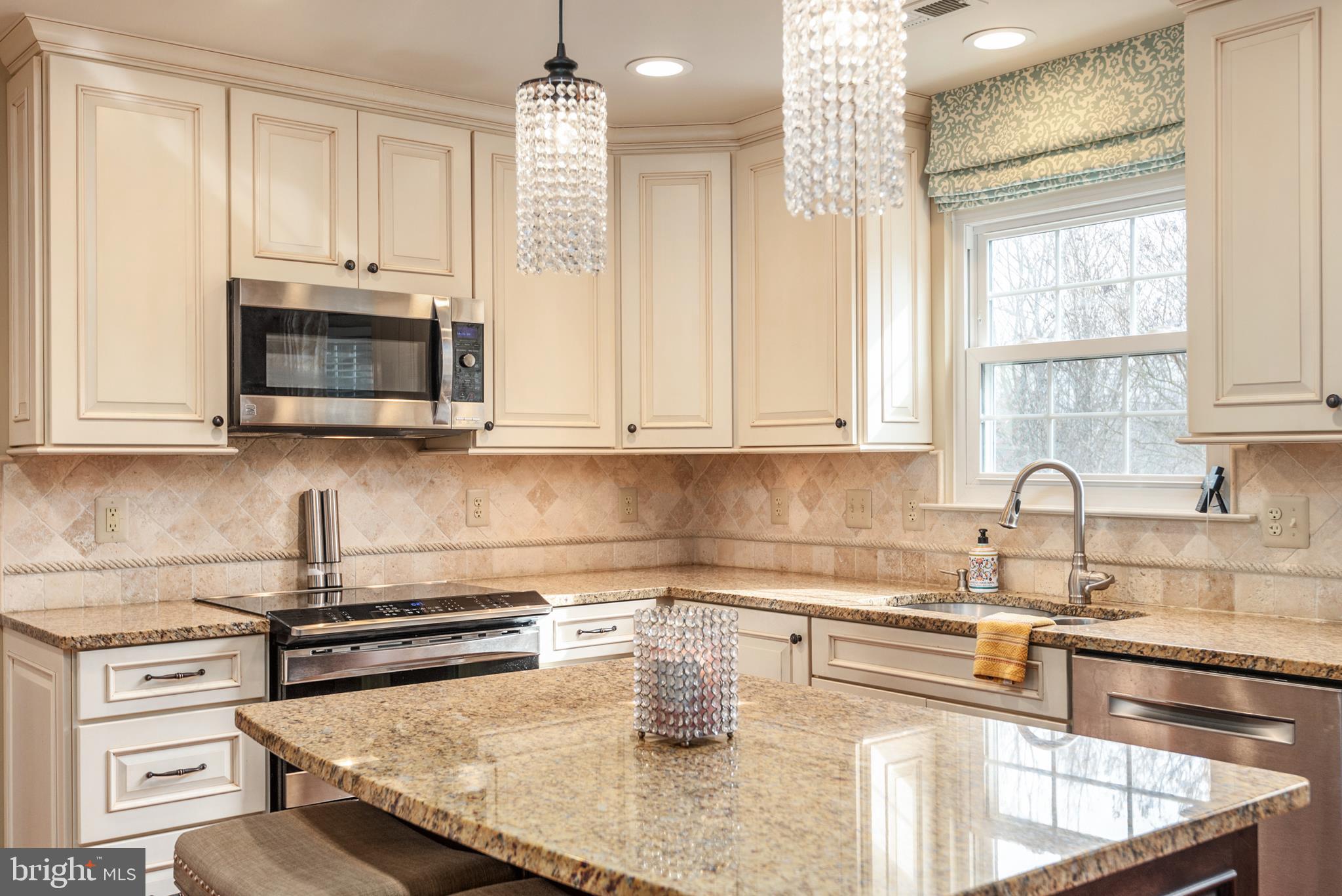 AUSTIN RIDGE - Residential