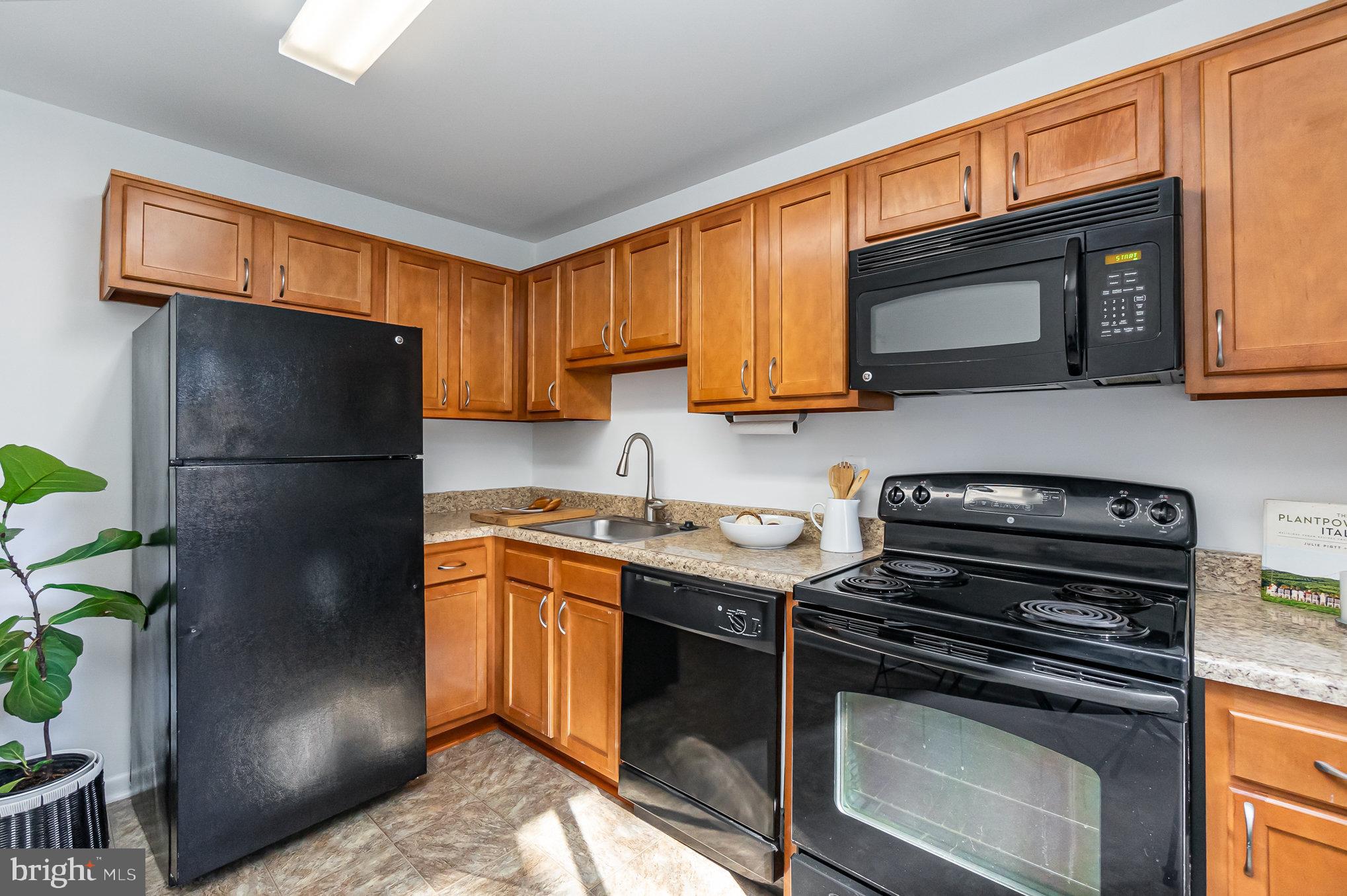 CHAPEL VILLAGE - Residential