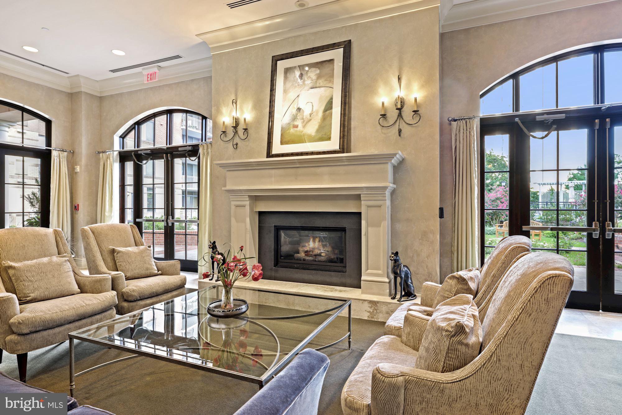 GALLERY AT WHITE FLINT - Residential