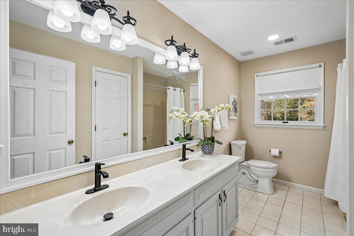 MOUNT PLEASANT - Residential