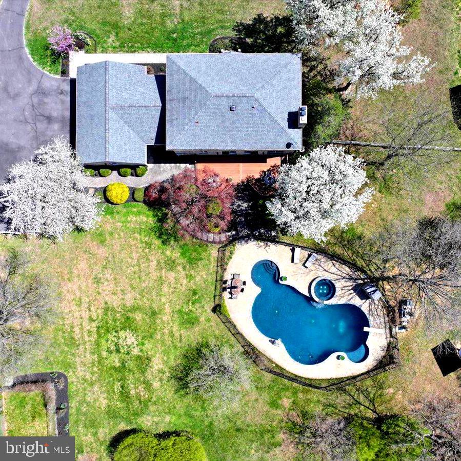 MOUNT PLEASANT - Residential