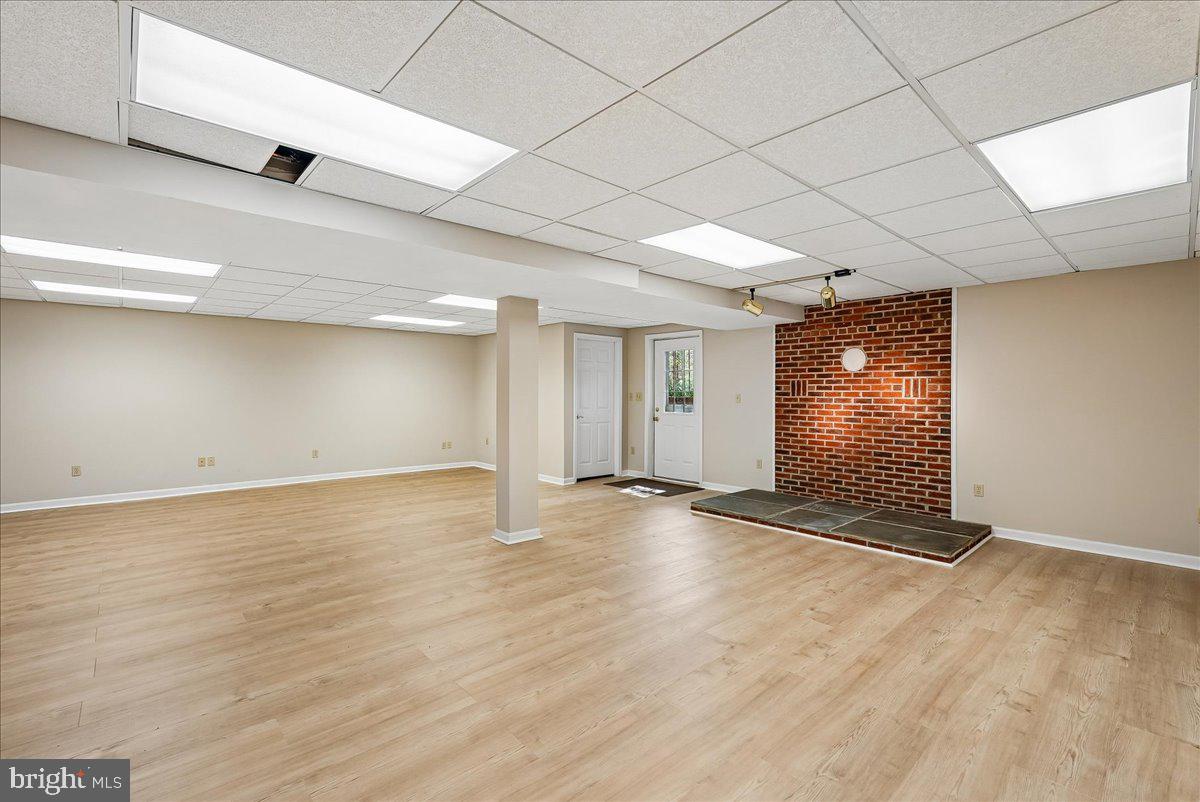 MOUNT PLEASANT - Residential